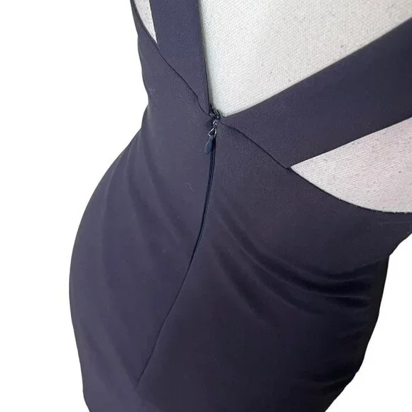 Welcome to my closet! This item has sold. - Picture 8 of 11